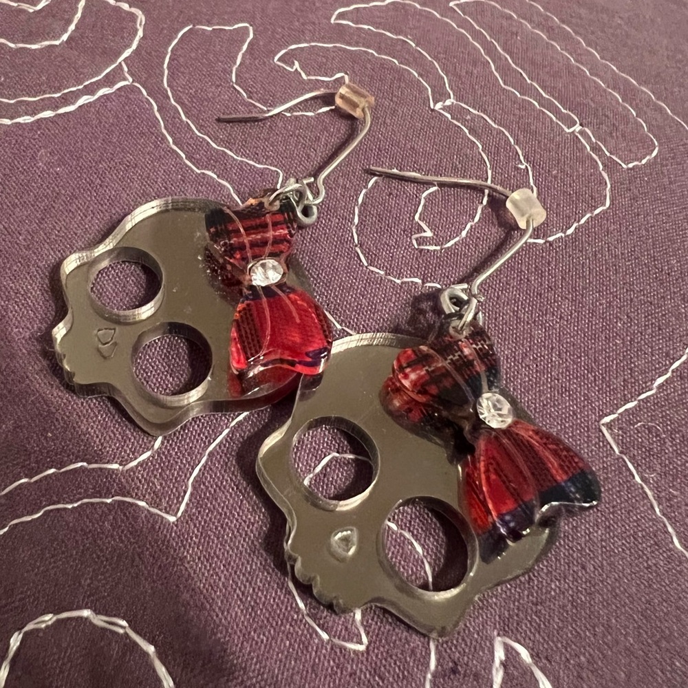 Skull with Red Plaid Rhinestone Bow Earrings